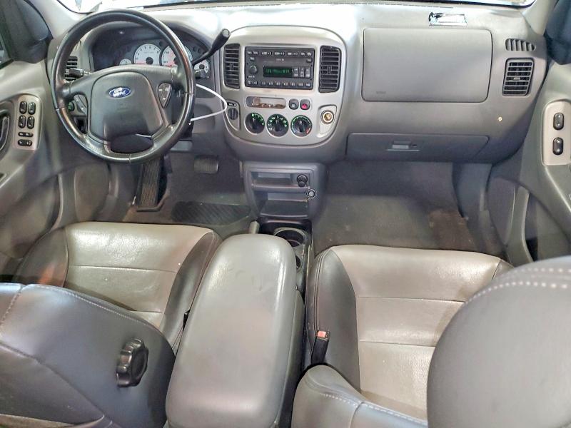 64552576 :رقم المزاد ، 1FMYU93183KB12338 vin ، 2003 Ford Escape مزاد بيع