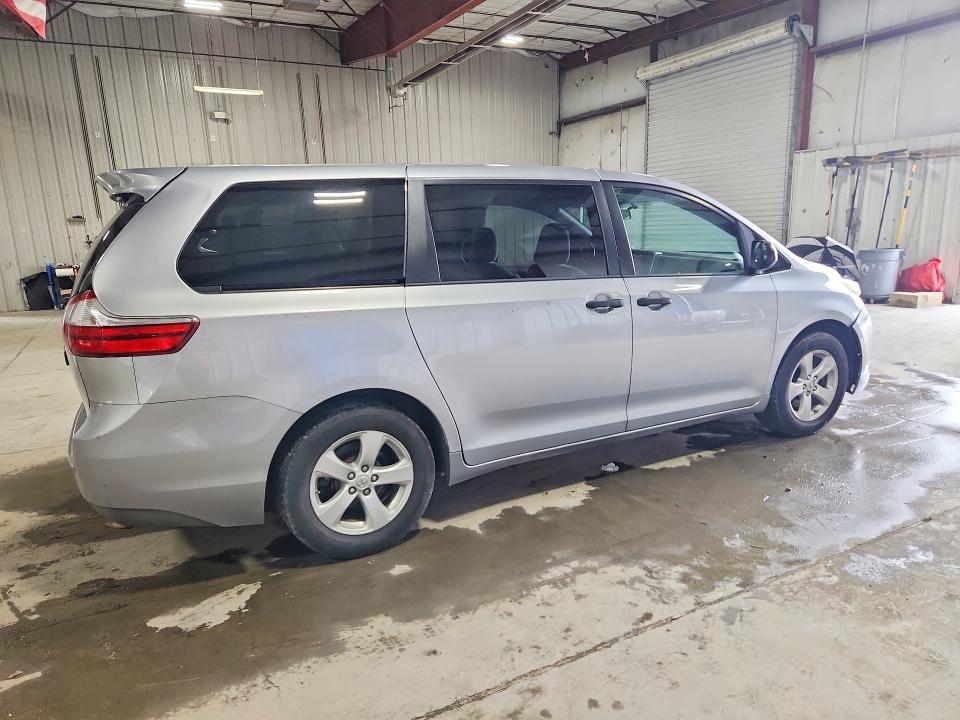 Продаж на аукціоні авто 2015 Toyota Sienna, vin: 5TDZK3DC2FS674969, номер лоту: 64468446
