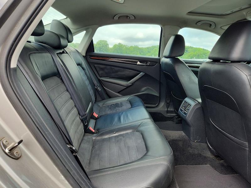 Продажа на аукционе авто 2014 Volkswagen Passat, vin: 1VWCT7A34EC011351, номер лота: 63883196