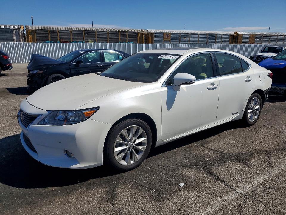 65571806 :رقم المزاد ، JTHBW1GG8D2028914 vin ، 2013 Lexus Es مزاد بيع