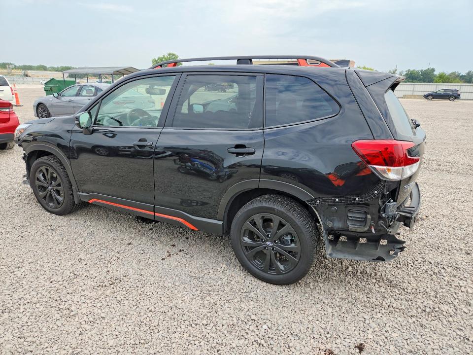 63571556 :رقم المزاد ، JF2SKAJC0NH502681 vin ، 2022 Subaru Forester مزاد بيع