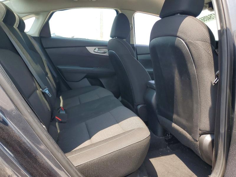 2023 Kia Forte მანქანა იყიდება აუქციონზე, vin: 3KPF24ADXPE550238, აუქციონის ნომერი: 64754056