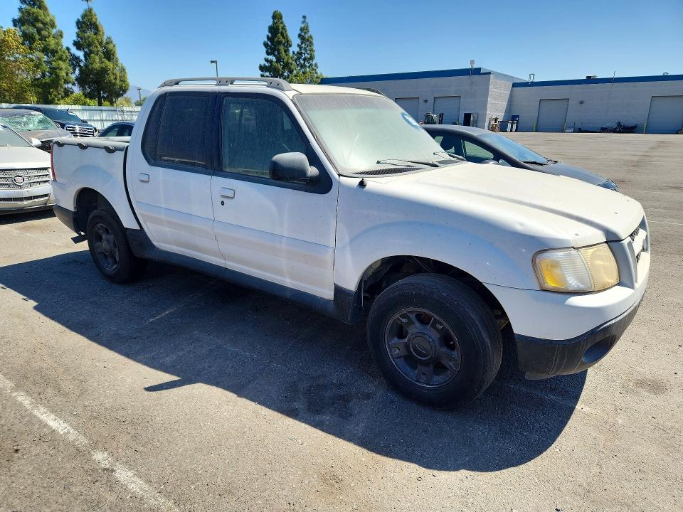 2002 Ford Explorer Sport Trac მანქანა იყიდება აუქციონზე, vin: 1FMZU67E22UD26793, აუქციონის ნომერი: 63778016