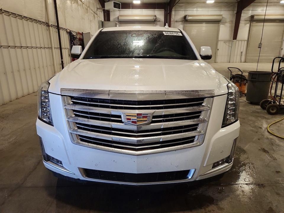 2020 Cadillac Escalade მანქანა იყიდება აუქციონზე, vin: 1GYS4KKJ4LR120666, აუქციონის ნომერი: 66366706