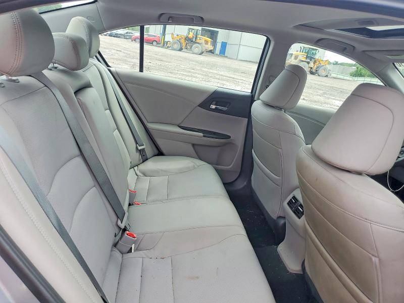 Auction sale of the 2017 Honda Accord, vin: 1HGCR2F86HA231293, lot number: 64245436