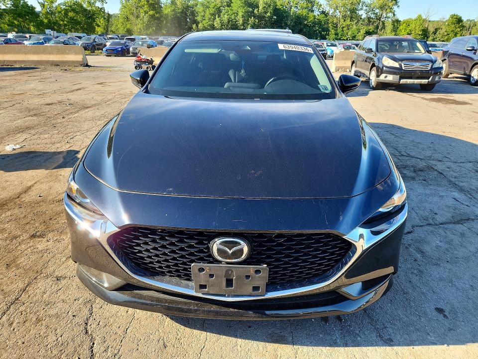 63940336 :رقم المزاد ، 3MZBPACL1NM301216 vin ، 2022 Mazda 3 مزاد بيع