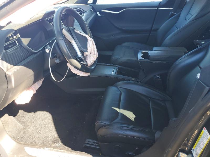 63572486 :رقم المزاد ، 5YJSA1E20HF205577 vin ، 2017 Tesla Model S مزاد بيع