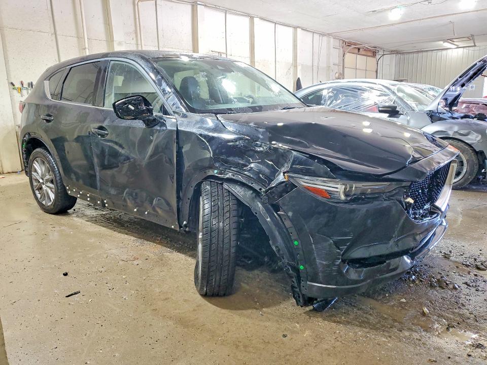 Продаж на аукціоні авто 2021 Mazda Cx-5, vin: JM3KFBDM6M1488104, номер лоту: 64820066