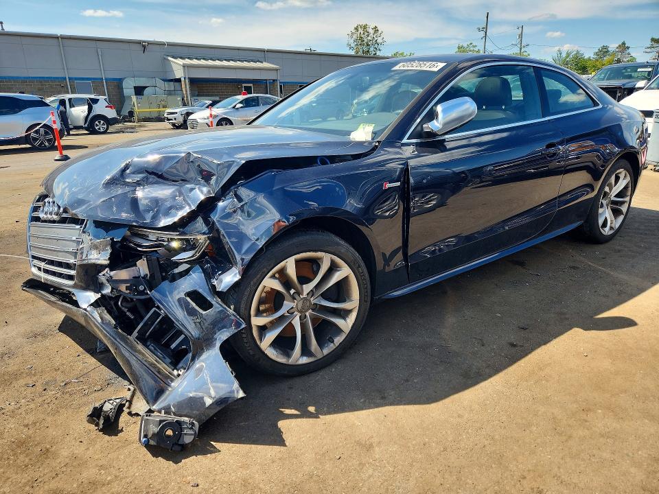 60528516 :رقم المزاد ، WAUVGAFR4EA055109 vin ، 2014 Audi S5 مزاد بيع