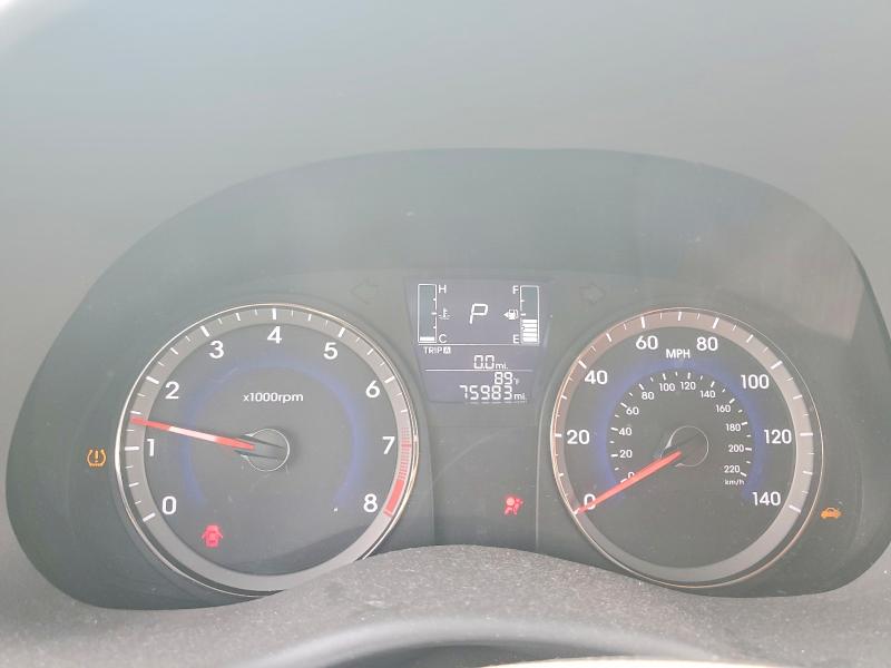 64340406 :رقم المزاد ، KMHCT4AE4HU347093 vin ، 2017 Hyundai Accent مزاد بيع