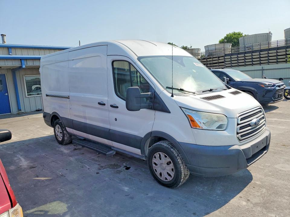 60620306 :رقم المزاد ، 1FTYE2CMXGKA08846 vin ، 2016 Ford Transit مزاد بيع