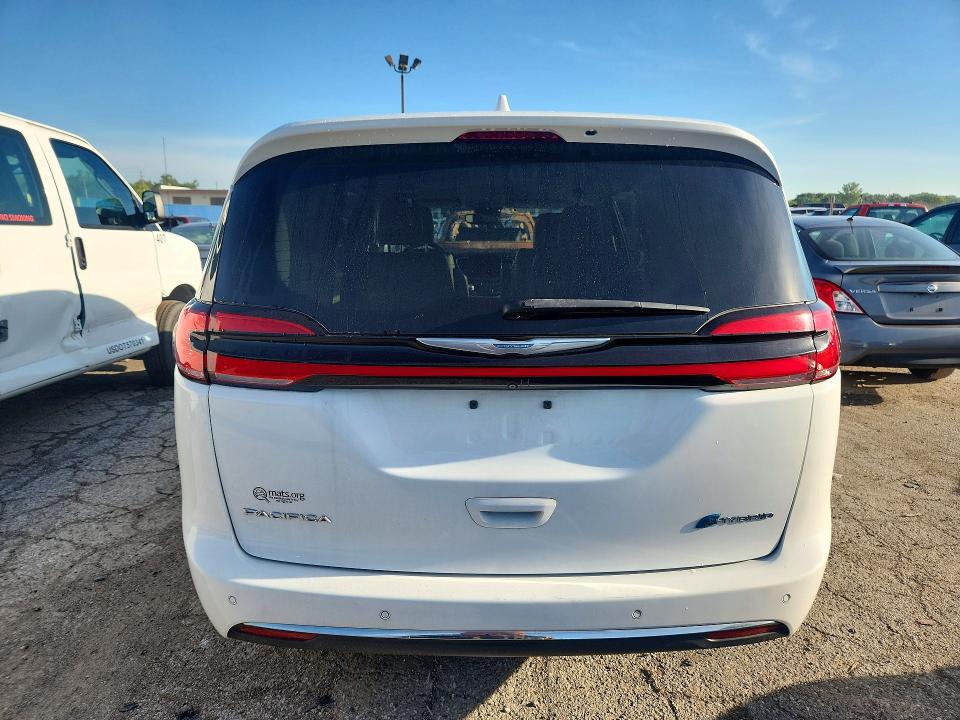 Продаж на аукціоні авто 2021 Chrysler Pacifica, vin: 2C4RC1L75MR585876, номер лоту: 64473866