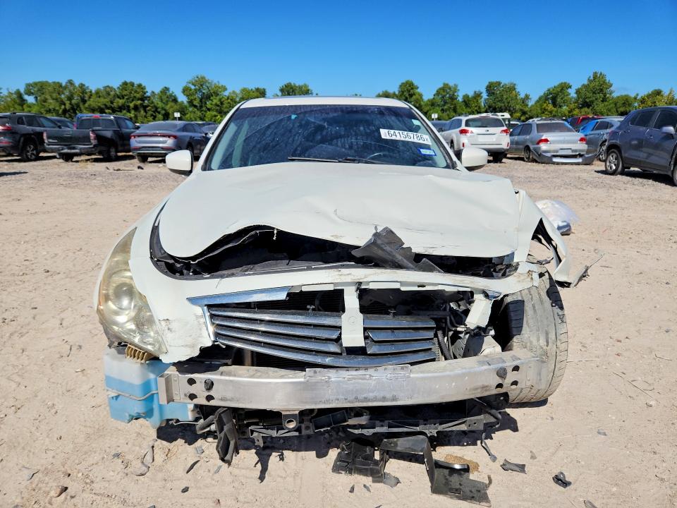 Продаж на аукціоні авто 2015 Infiniti Q40, vin: JN1CV6AP8FM580034, номер лоту: 64156786