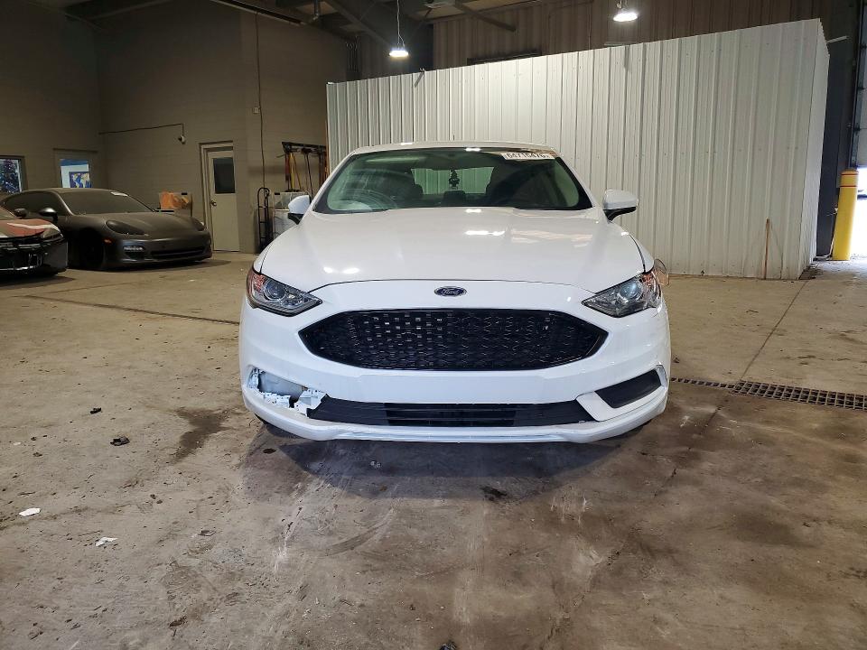 Продажа на аукционе авто 2017 Ford Fusion, vin: 3FA6P0LU1HR400168, номер лота: 64716476