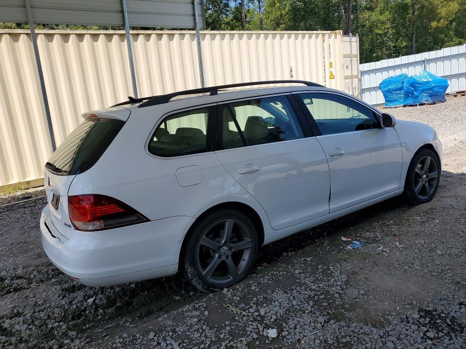2010 Volkswagen Jetta მანქანა იყიდება აუქციონზე, vin: 3VWPX7AJ3AM692437, აუქციონის ნომერი: 65689946