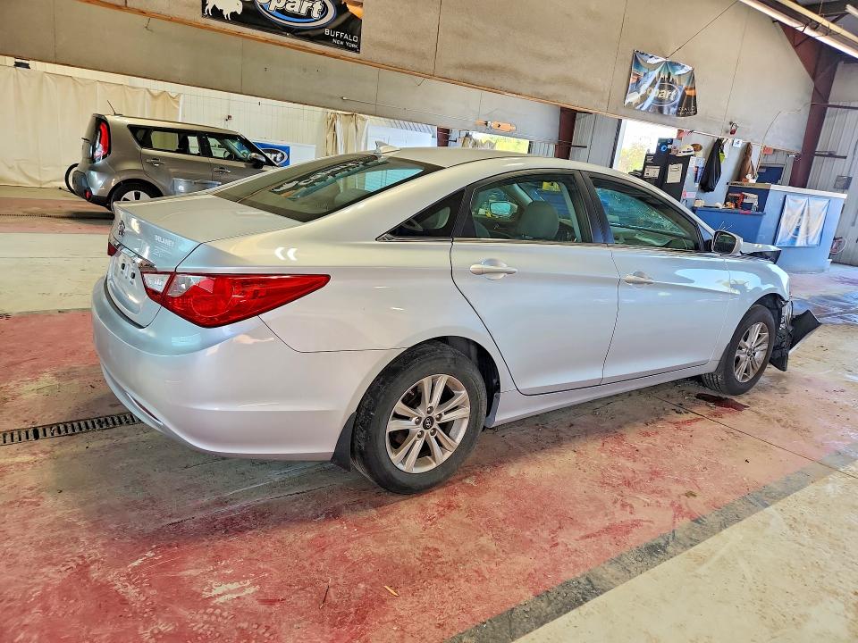 65603756 :رقم المزاد ، 5NPEB4AC2DH701339 vin ، 2013 Hyundai Sonata مزاد بيع