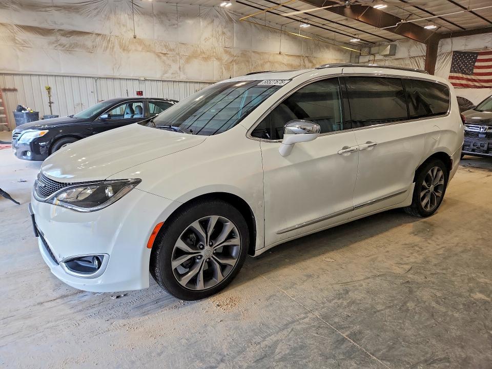 66527676 :رقم المزاد ، 2C4RC1GG3HR695471 vin ، 2017 Chrysler Pacifica مزاد بيع