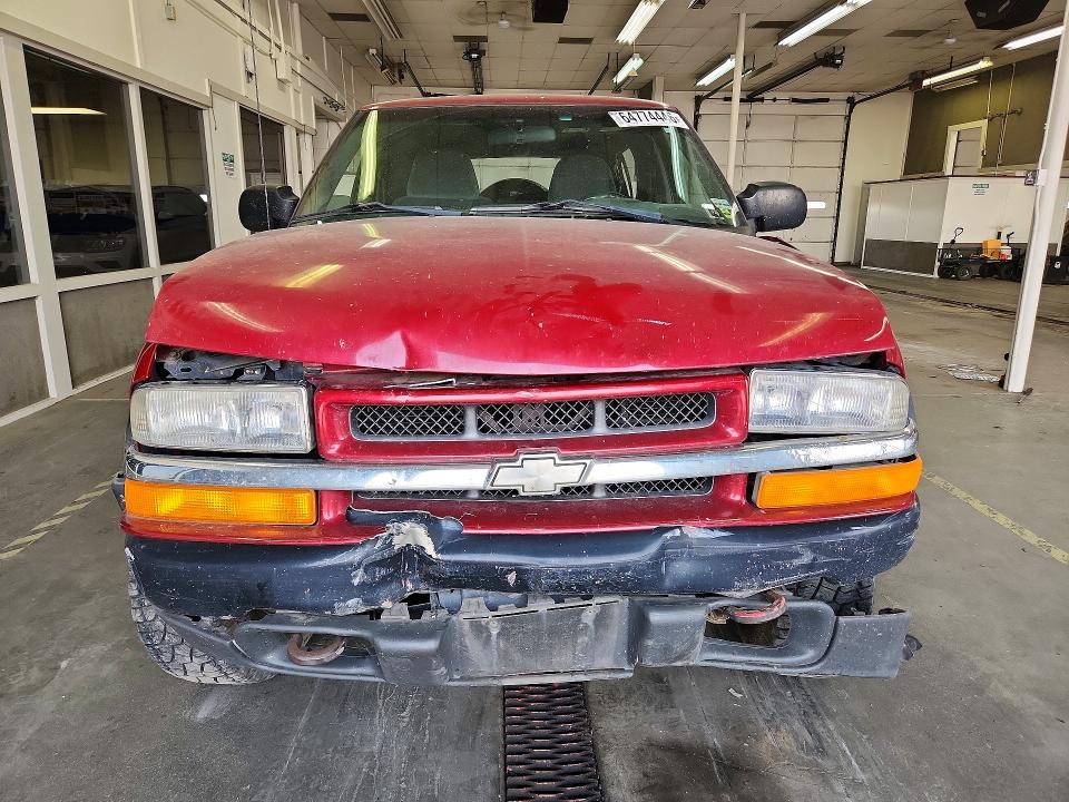 Продажа на аукционе авто 2000 Chevrolet Blazer, vin: 1GNCT18W2YK278716, номер лота: 64774446