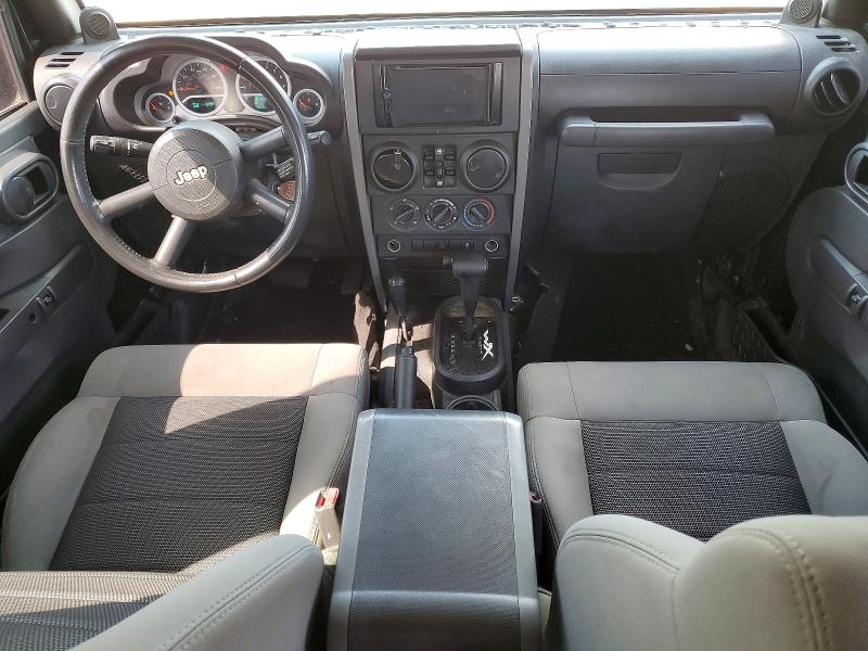 2010 Jeep Wrangler Unlimited მანქანა იყიდება აუქციონზე, vin: 1J4BA3H11AL117178, აუქციონის ნომერი: 65702086