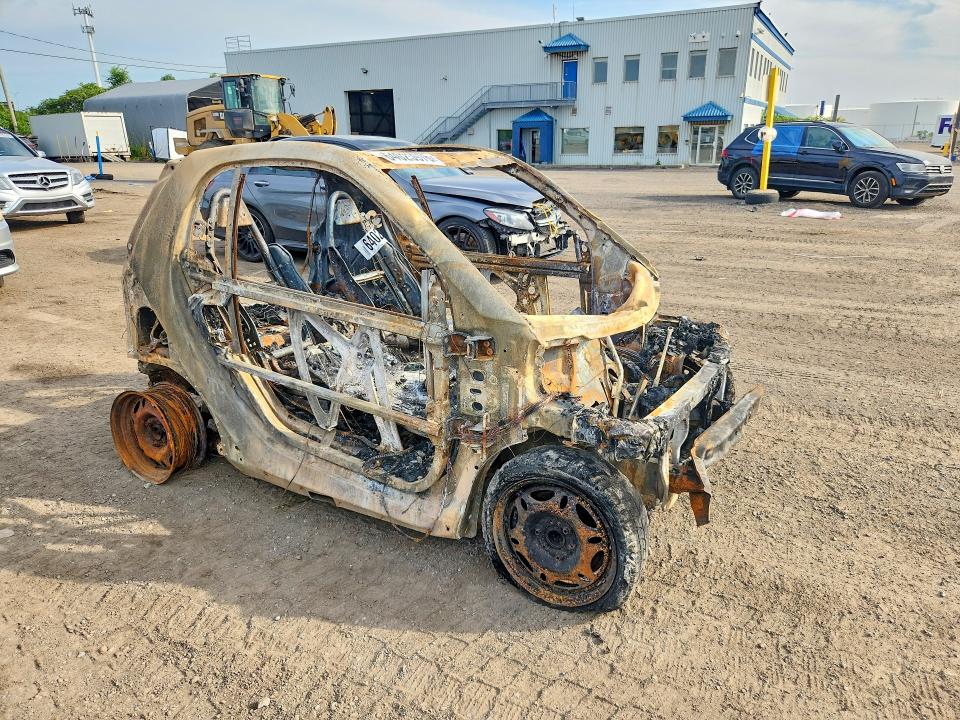 Продажа на аукционе авто 2013 Smart Fortwo, vin: WMEEJ3BA1DK665205, номер лота: 64025976