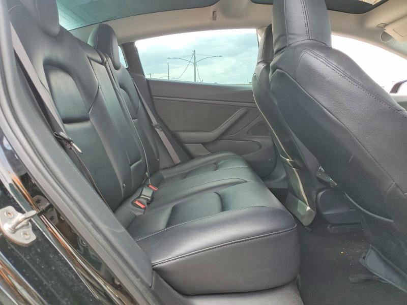 Продажа на аукционе авто 2018 Tesla Model 3, vin: 5YJ3E1EA2JF108371, номер лота: 64419886