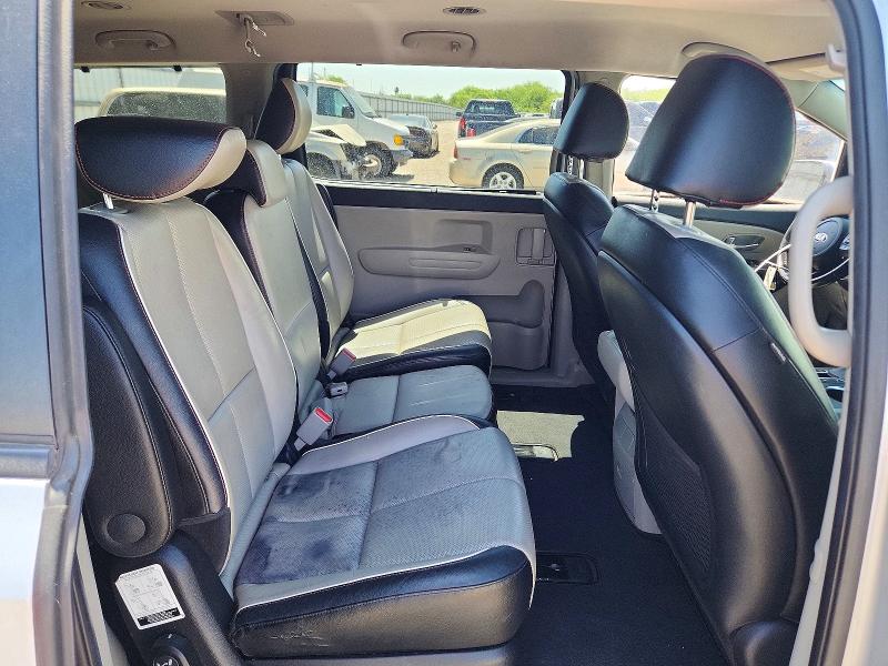 64717456 :رقم المزاد ، KNDMB5C16M6672757 vin ، 2021 Kia Sedona مزاد بيع