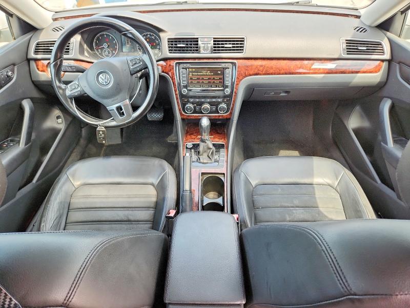 65867156 :رقم المزاد ، 1VWCH7A31CC100339 vin ، 2012 Volkswagen Passat مزاد بيع