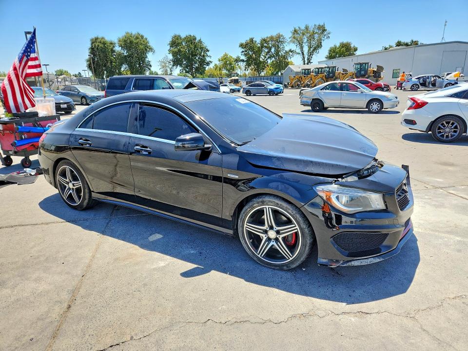 63943496 :رقم المزاد ، WDDSJ4EB9GN377842 vin ، 2016 Mercedes-benz Cla مزاد بيع