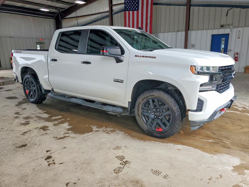 2021 Chevrolet Silverado მანქანა იყიდება აუქციონზე, vin: 1GCUYEED9MZ420666, აუქციონის ნომერი: 64012136