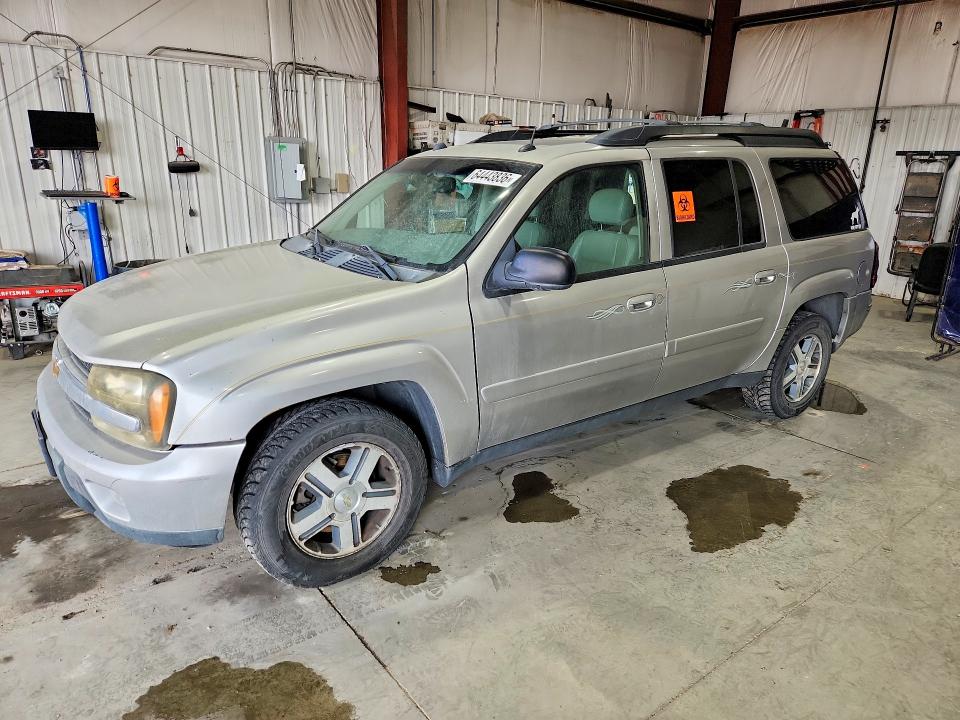64443836 :رقم المزاد ، 1GNET16M056202359 vin ، 2005 Chevrolet Trailblazer مزاد بيع