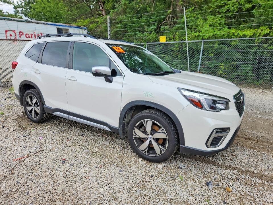 2021 Subaru Forester მანქანა იყიდება აუქციონზე, vin: JF2SKAXC8MH575609, აუქციონის ნომერი: 64593416