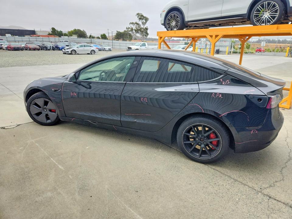 63189876 :رقم المزاد ، 5YJ3E1EB3NF258696 vin ، 2022 Tesla Model 3 مزاد بيع