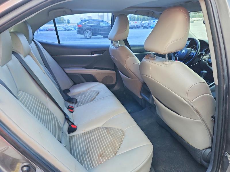 Auction sale of the 2018 Toyota Camry, vin: 4T1B11HKXJU028279, lot number: 65013866