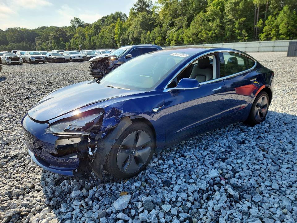 Auction sale of the 2018 Tesla Model 3, vin: 5YJ3E1EA3JF019411, lot number: 64007366