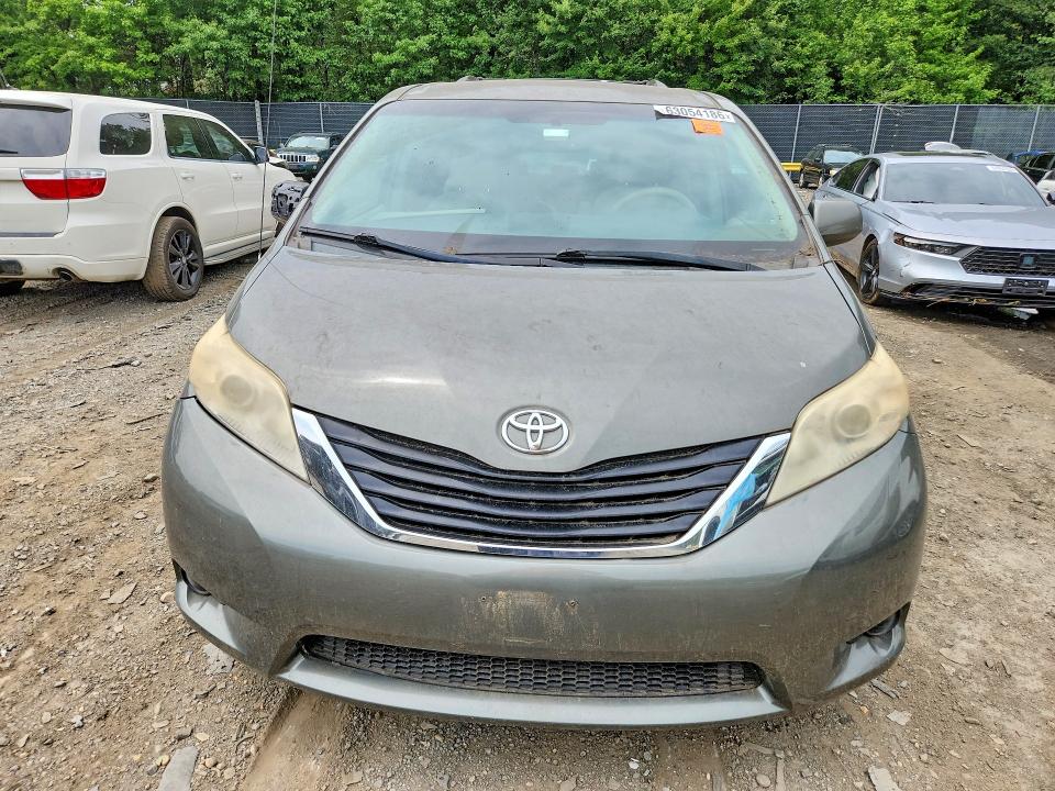 Aukcja sprzedaży 2011 Toyota Sienna, vin: 5TDKK3DC7BS023851, numer aukcji: 63054186