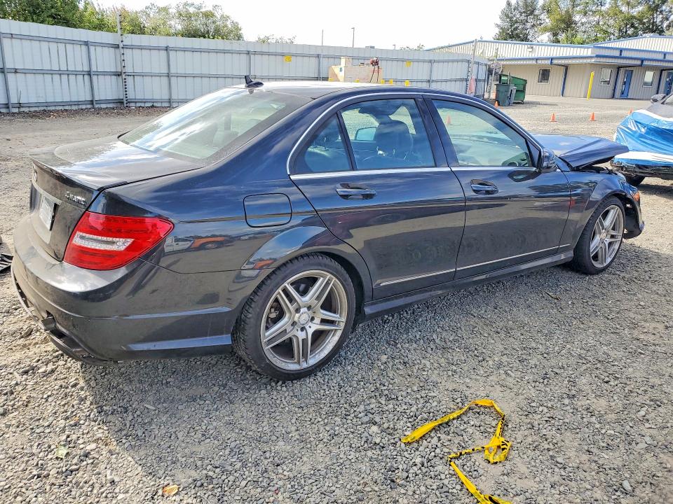 66580386 :رقم المزاد ، WDDGF8AB5DR298712 vin ، 2013 Mercedes-benz C مزاد بيع