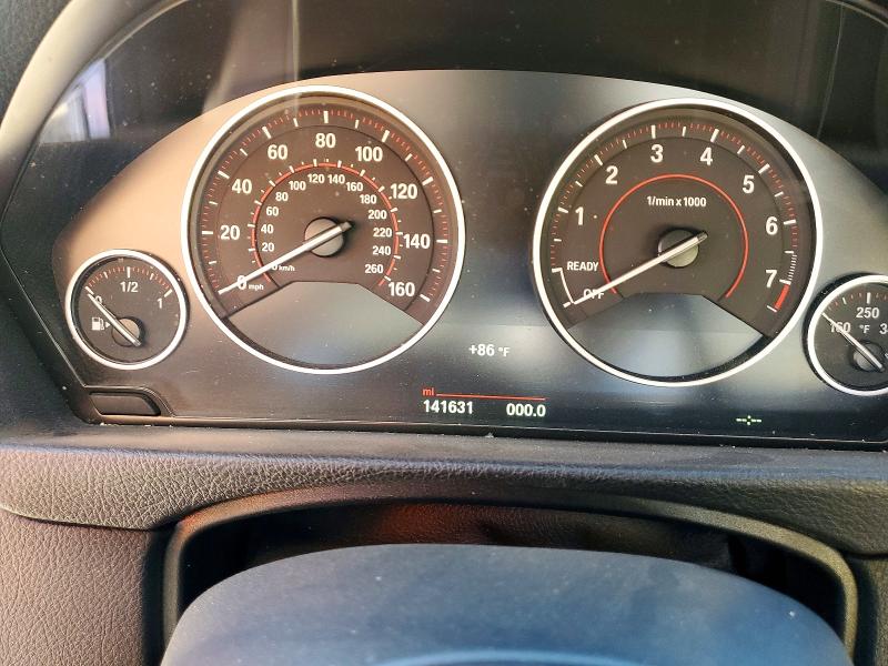 62434946 :رقم المزاد ، WBA8B9G56JNU99441 vin ، 2018 Bmw 330 مزاد بيع