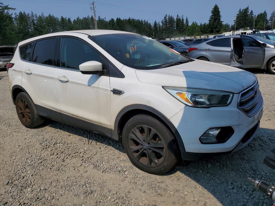 Продаж на аукціоні авто 2017 Ford Escape, vin: 1FMCU0G95HUD44784, номер лоту: 64958856