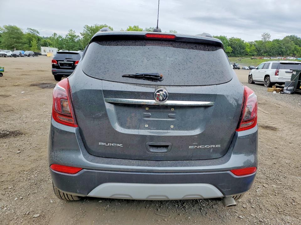67322356 :رقم المزاد ، KL4CJBSB3JB517944 vin ، 2018 Buick Encore مزاد بيع