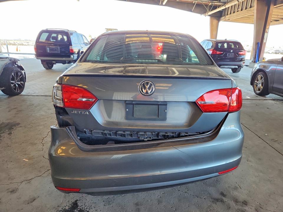2013 Volkswagen Jetta მანქანა იყიდება აუქციონზე, vin: 3VW2K7AJ9DM415806, აუქციონის ნომერი: 63757206