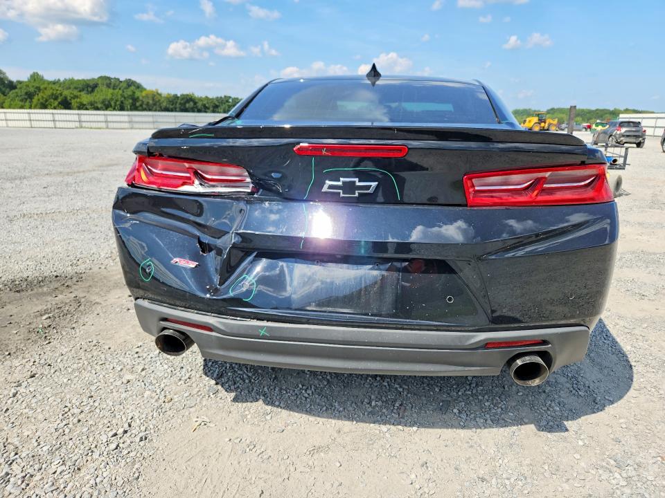65881866 :رقم المزاد ، 1G1FD1RS1H0159137 vin ، 2017 Chevrolet Camaro مزاد بيع