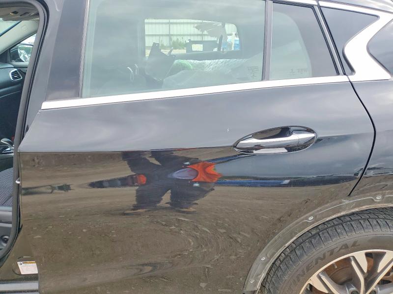 61102836 :رقم المزاد ، SJKCH5CR7KA008832 vin ، 2019 Infiniti Qx30 مزاد بيع