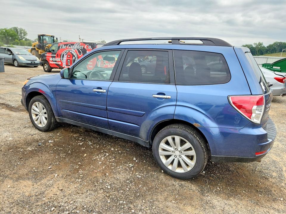 62800866 :رقم المزاد ، JF2SHBDC1BH725968 vin ، 2011 Subaru Forester مزاد بيع