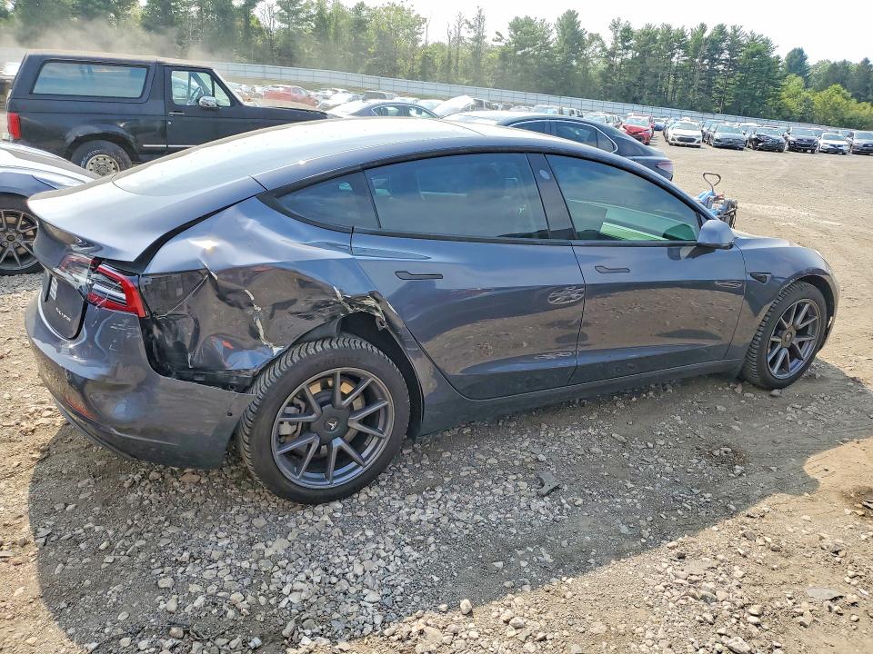 Auction sale of the 2021 Tesla Model 3, vin: 5YJ3E1EB0MF086643, lot number: 66844536