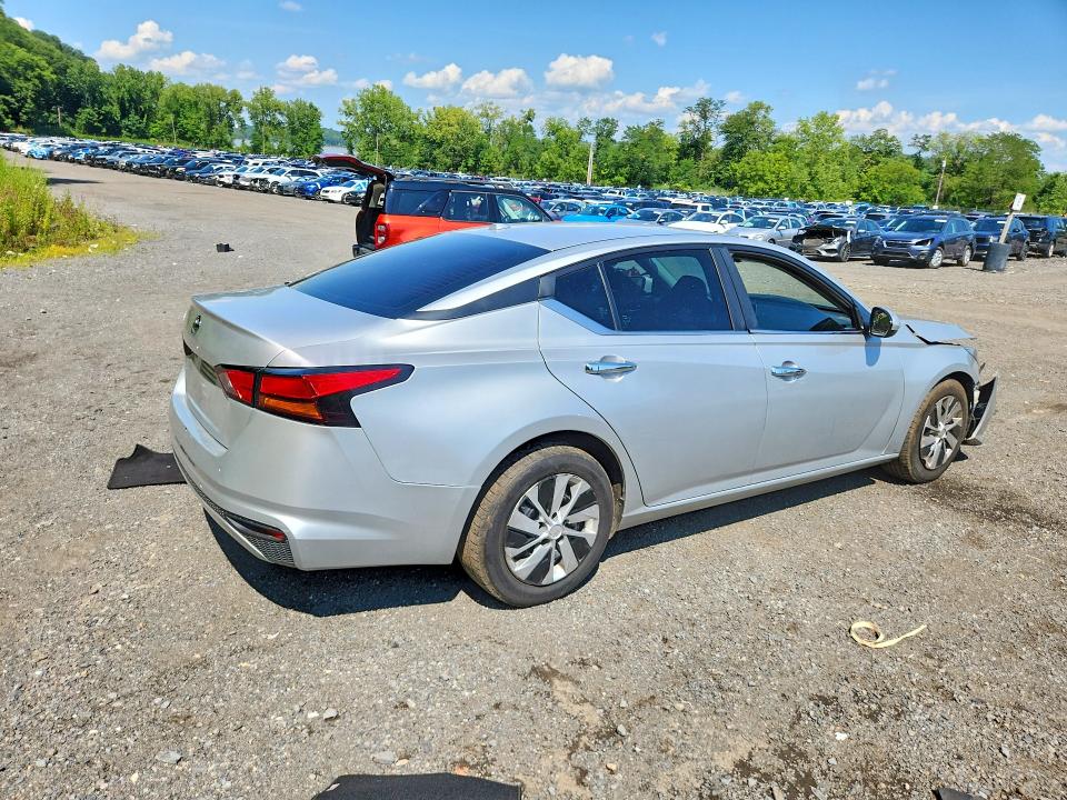 63404726 :رقم المزاد ، 1N4BL4BVXLC194318 vin ، 2020 Nissan Altima مزاد بيع
