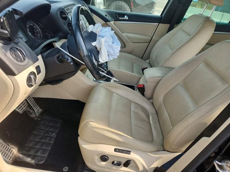 64674466 :رقم المزاد ، WVGBV3AX8EW031584 vin ، 2014 Volkswagen Tiguan مزاد بيع