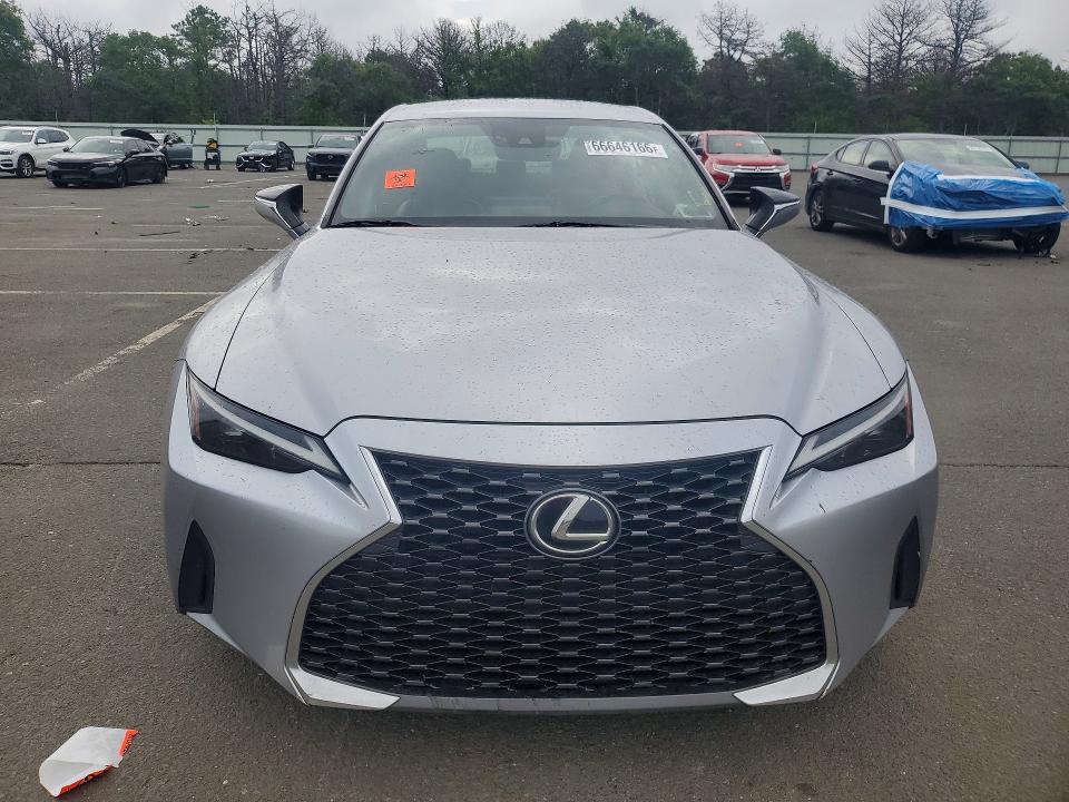 2021 Lexus Is მანქანა იყიდება აუქციონზე, vin: JTHA81F20M5047371, აუქციონის ნომერი: 66646166