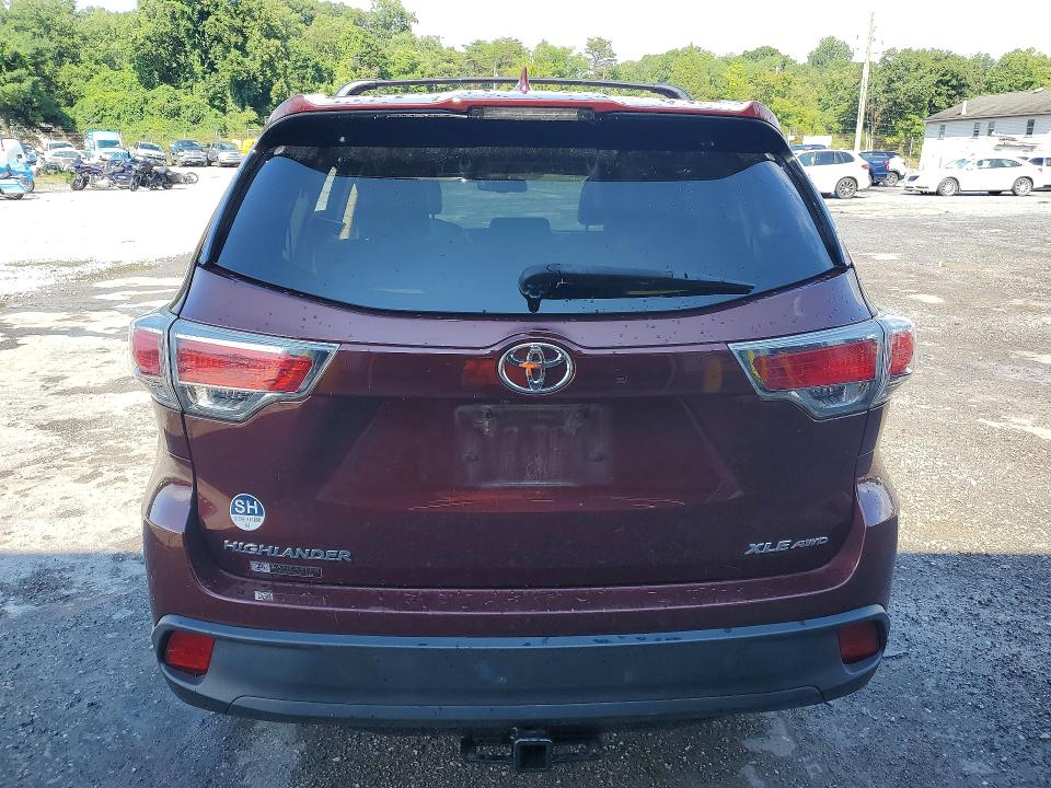 Продажа на аукционе авто 2016 Toyota Highlander, vin: 5TDJKRFH2GS285632, номер лота: 64003996