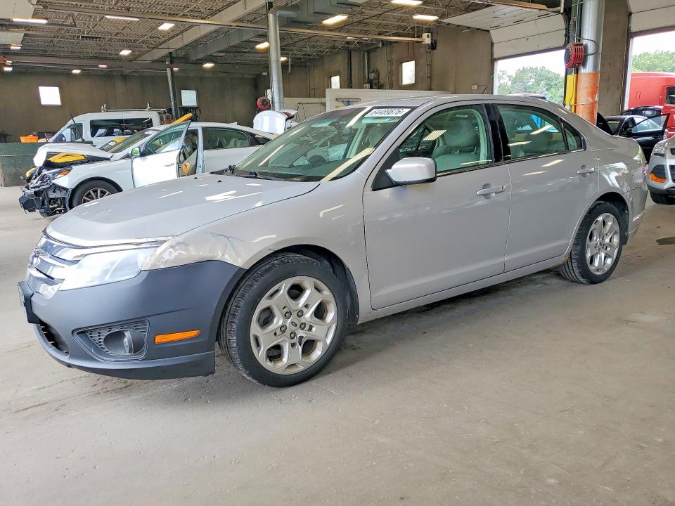 64489876 :رقم المزاد ، 3FAHP0HA2AR145074 vin ، 2010 Ford Fusion مزاد بيع