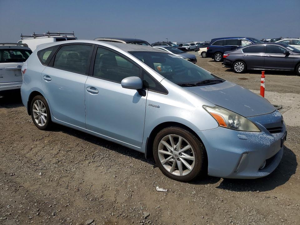 64429256 :رقم المزاد ، JTDZN3EU4D3234636 vin ، 2013 Toyota Prius V مزاد بيع
